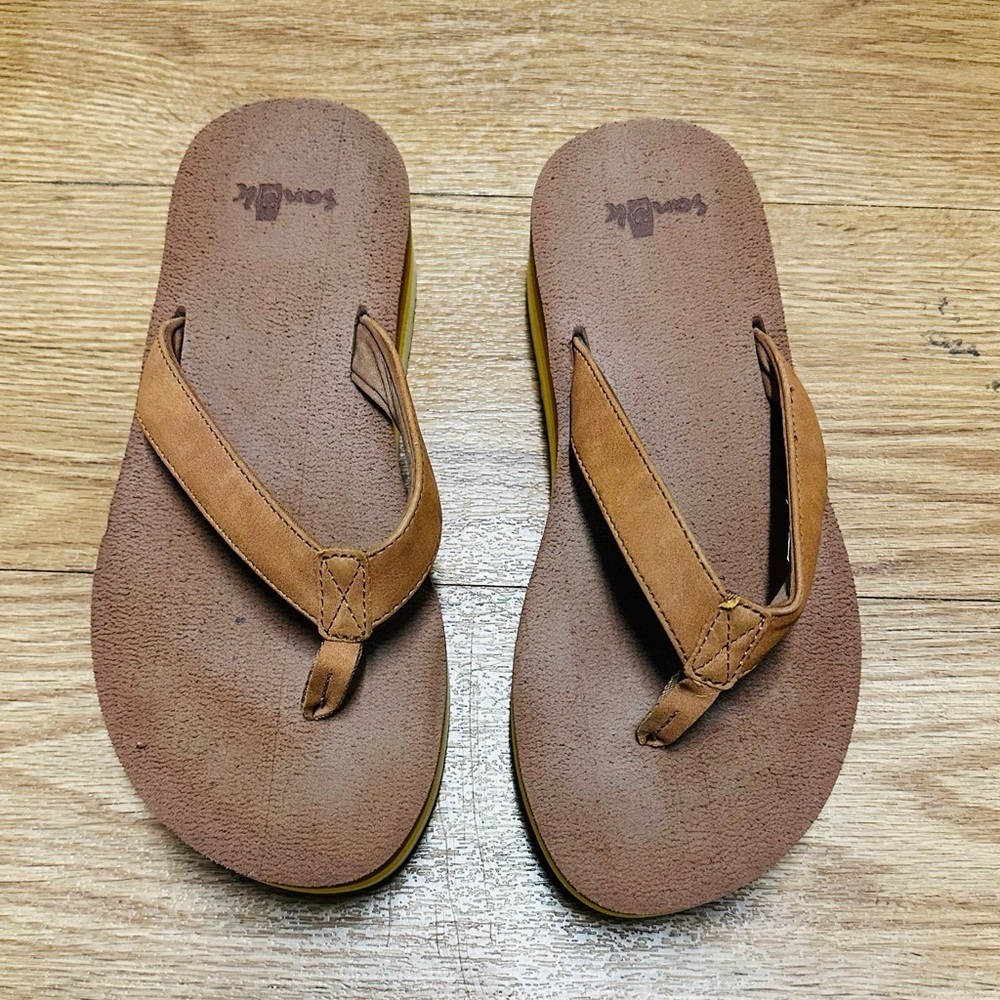 Sam & Libby brown platform sandal